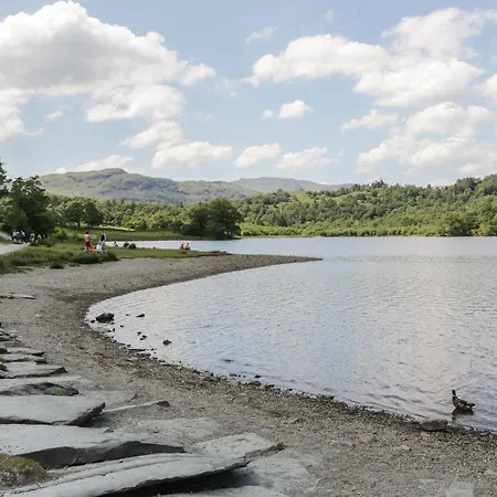 Shelley Ambleside